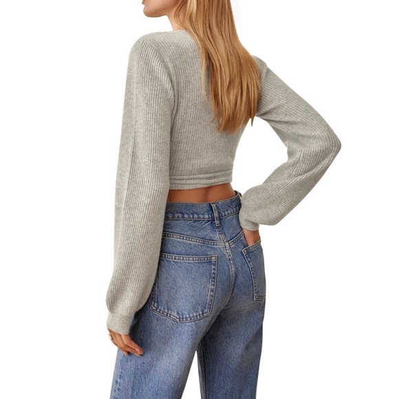 Reformation Remus Cashmere Light Grey Wrap Crop Ribbed Sweater Size Large NWT - Picture 4 of 15